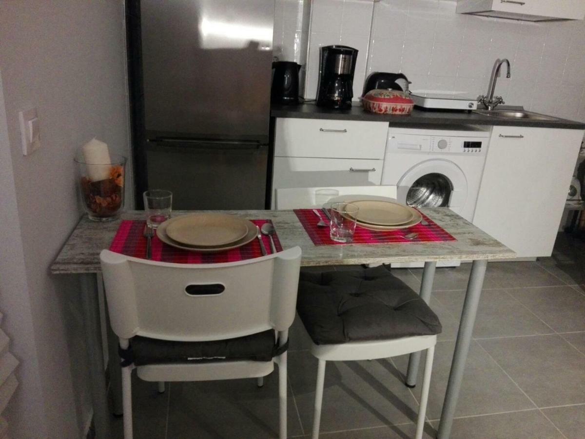 Cozy Apartament 10 Minutes From The Heart Of Madryt Zewnętrze zdjęcie